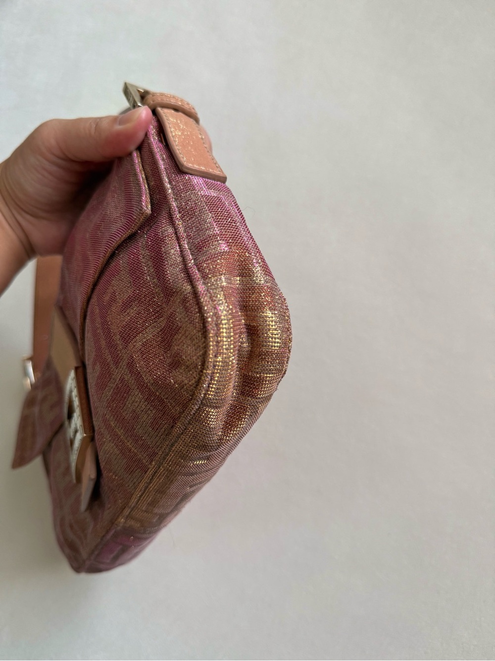*RARE* Vintage Fendi Metallic Pink Baguette Bag w Crystal Buckle - Picture 5 of 12